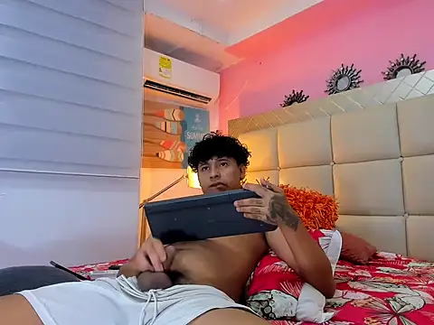 kristhofer_levis_ webcam