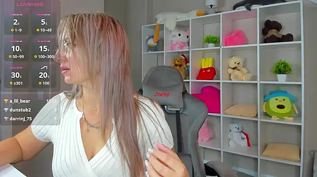 Jennifer_Hale
