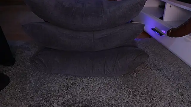 PawgOfficial webcam