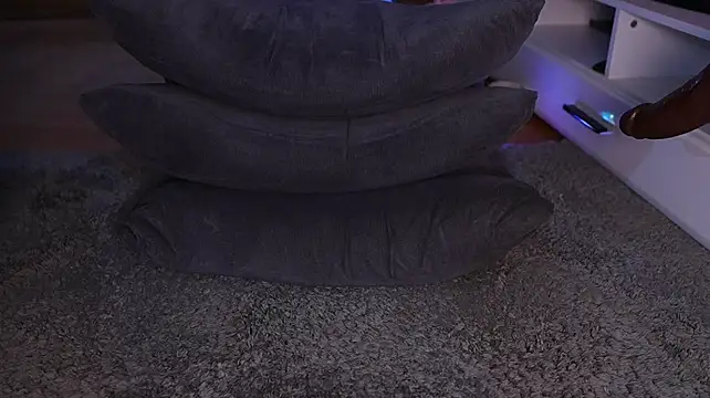PawgOfficial webcam