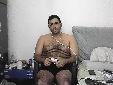 alphalatinobearx webcam