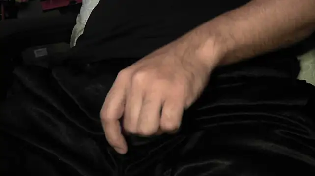 DevilPup75_ webcam