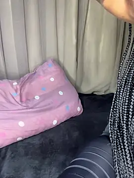 Bellabootie webcam