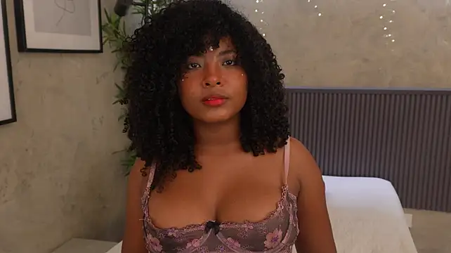 Aria_Marin webcam