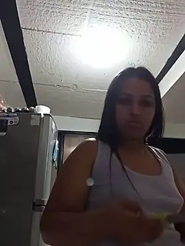 JadehMontana live cam on StripChat