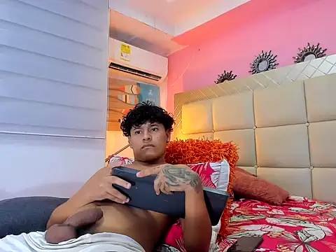kristhofer_levis_ webcam