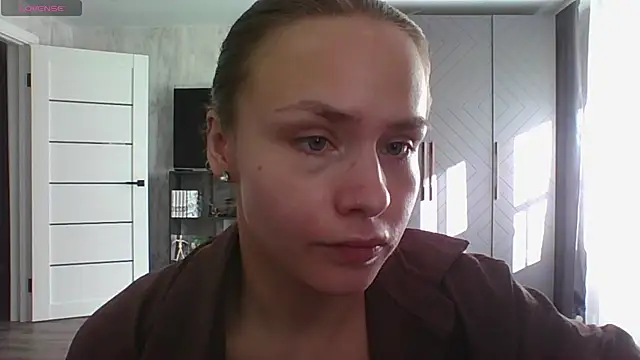 Annie_Cohn live cam on StripChat