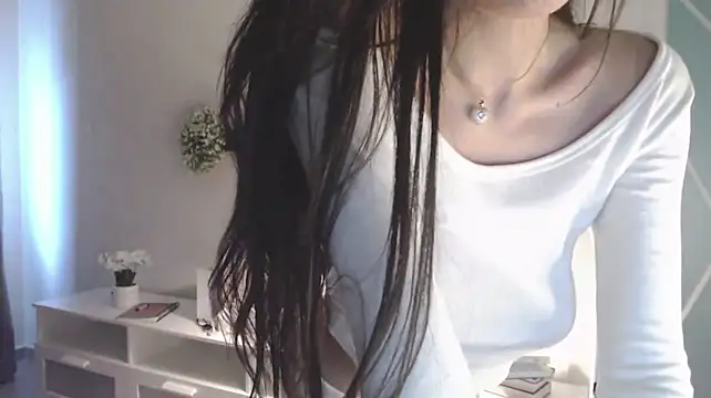 VeliaSai live cam on StripChat