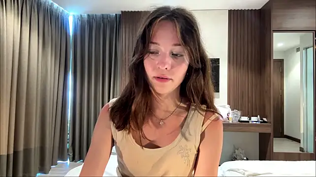 SusanaHallet webcam
