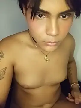 Valeen_hott live cam on StripChat