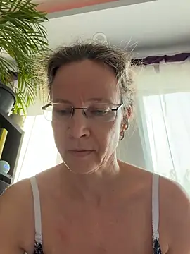 AnnikaRose webcam