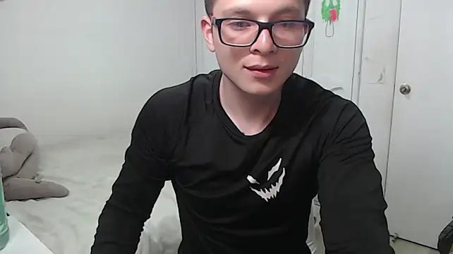 MathewCollin live cam on StripChat