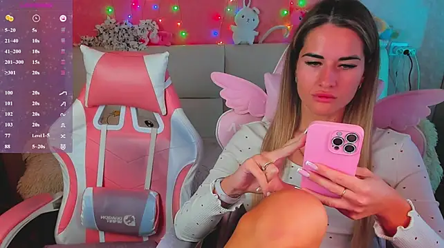 hotty_girls_here webcam