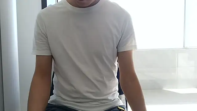 nole_china7 (Ask my age) - Talk ​and ​Fun 来聊天，来玩耍