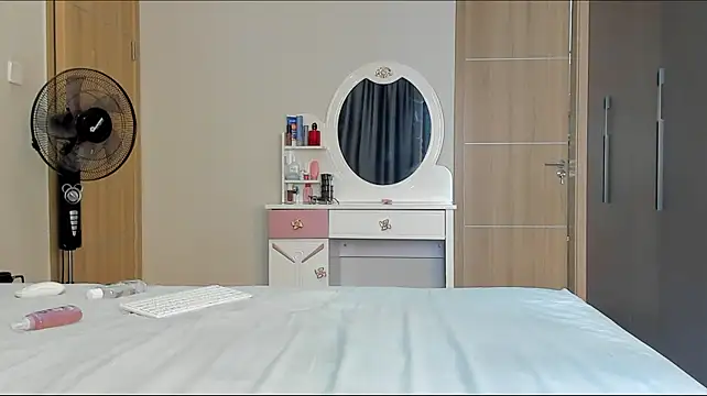Proudafricaka webcam