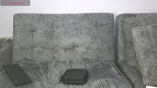 adahira08 (F milf) - show dildo