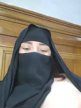 Bisan_sexy live cam on StripChat