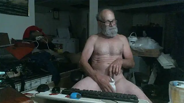 farmboy4yu (M grandpa) - #american #beardy #big-cocks #cam2cam #cheap-privates #cock-rating #cumshot #ejaculation #grandpas #handy #hd #masturbation #medium #recordable-privates #recordable-publics #shaven #small-audience #straight #white