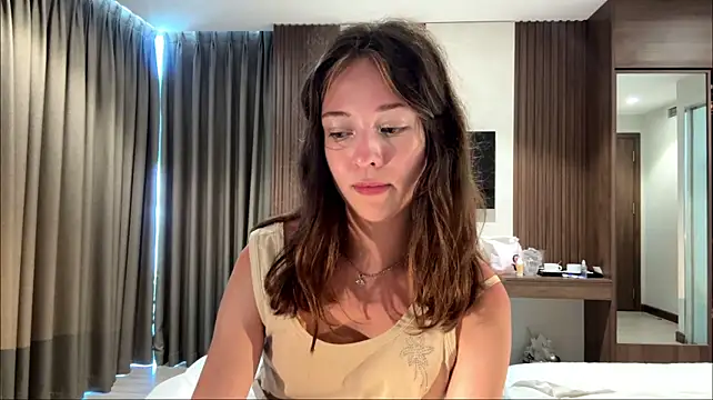 SusanaHallet webcam