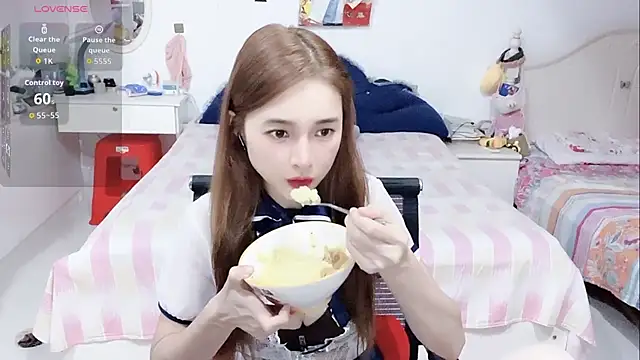 miaomiao-99 webcam