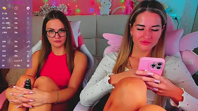 hotty_girls_here webcam