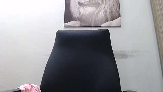 PervertPreggy live cam preview