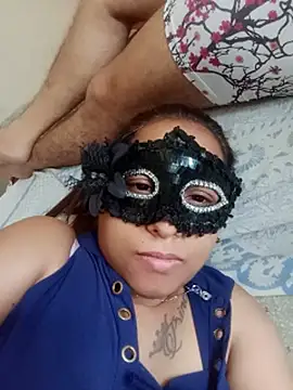 hot-punjabi-couple live cam on StripChat