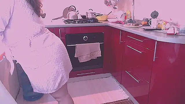 SoftLia live cam on StripChat