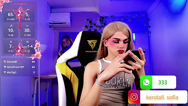 Sophiaa_doll_