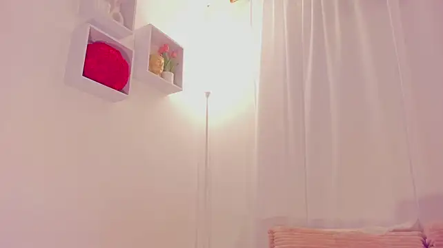 Yoursecrttgirl