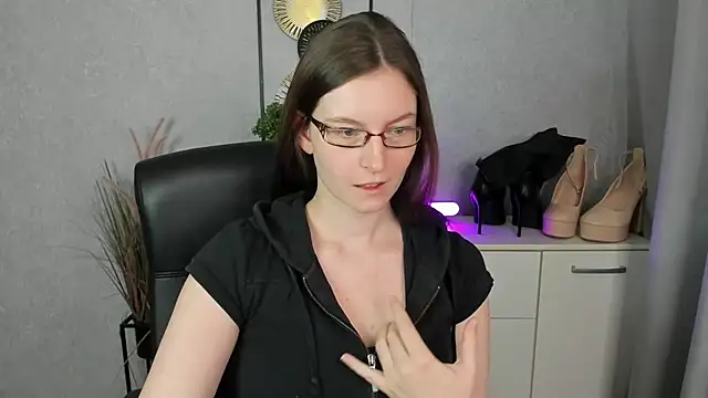 emmaxDelight webcam