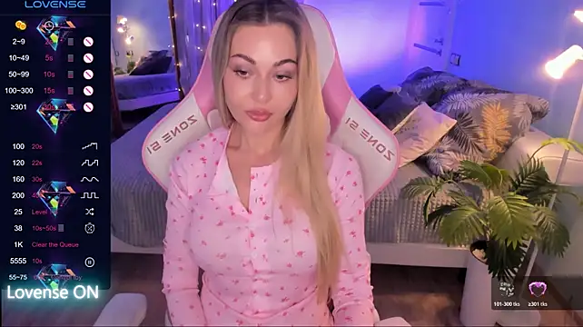 AdeleRoberts webcam