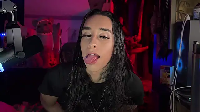xoFrankie webcam