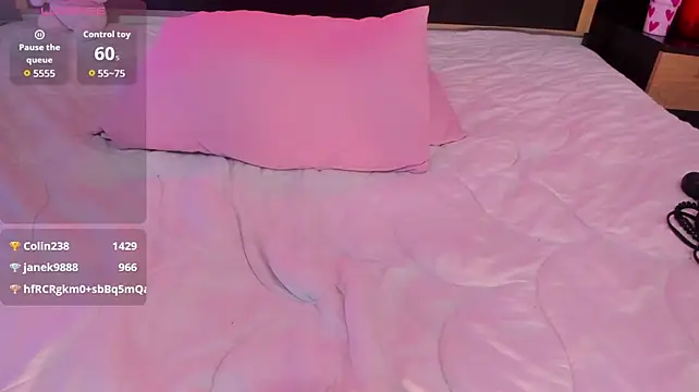 emma_ayala webcam