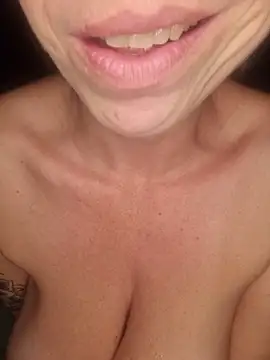 LadySecret_X webcam