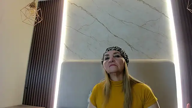 queenstarhy webcam