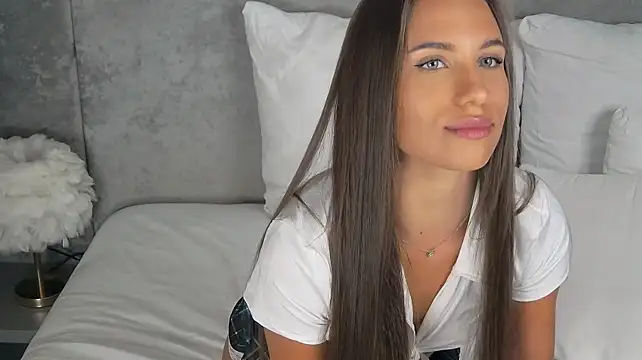 Lana_Drake webcam