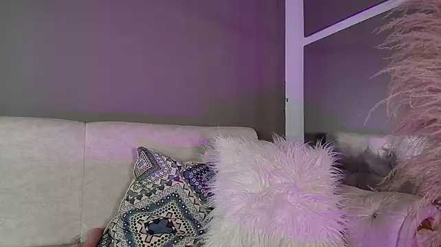 Zoee_8 webcam