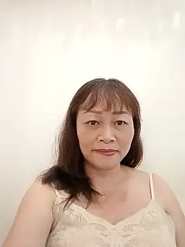 Baby-ladyboobs2026 webcam