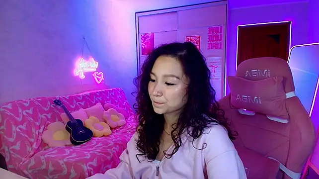 adeline webcam