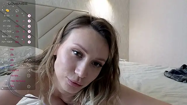 Alice_Wonders webcam