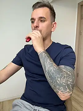 Huge_cock22cm