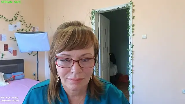 Miss_Moren live cam preview