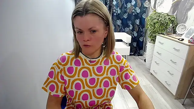 wild_temptation_ webcam