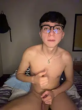 CamiRojas_boy webcam