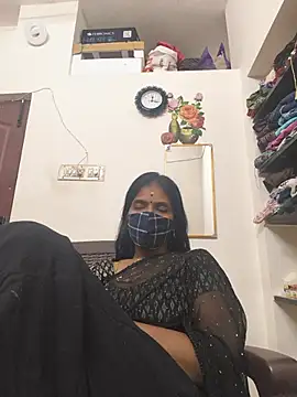 Tamil_Yalini12