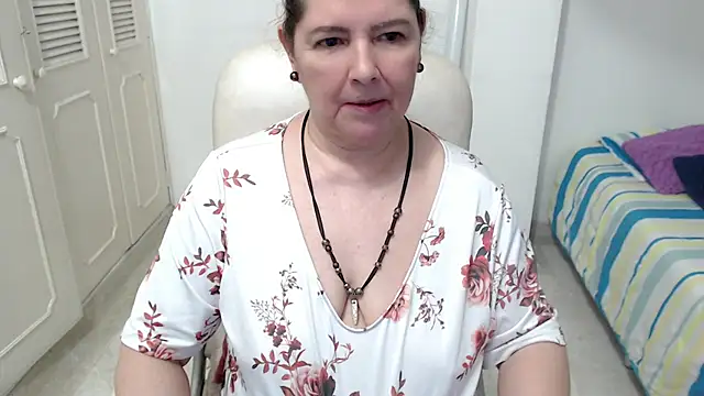 leonela_69 webcam