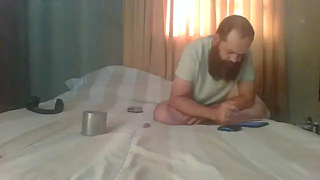 Interracialcouple35 live cam on StripChat