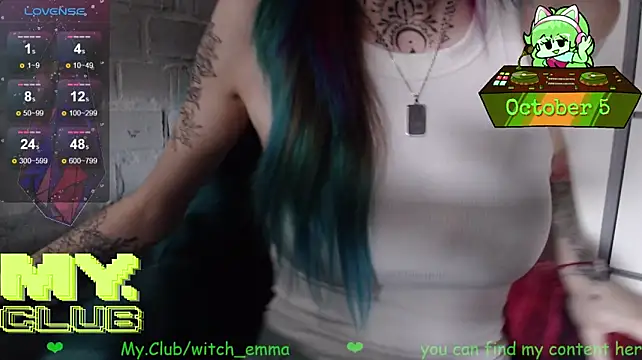 Witch_Emma live cam on StripChat