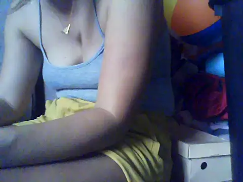 hairypussyyummy webcam